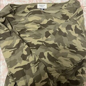 American Eagle Outfitters Camouflage Skirt